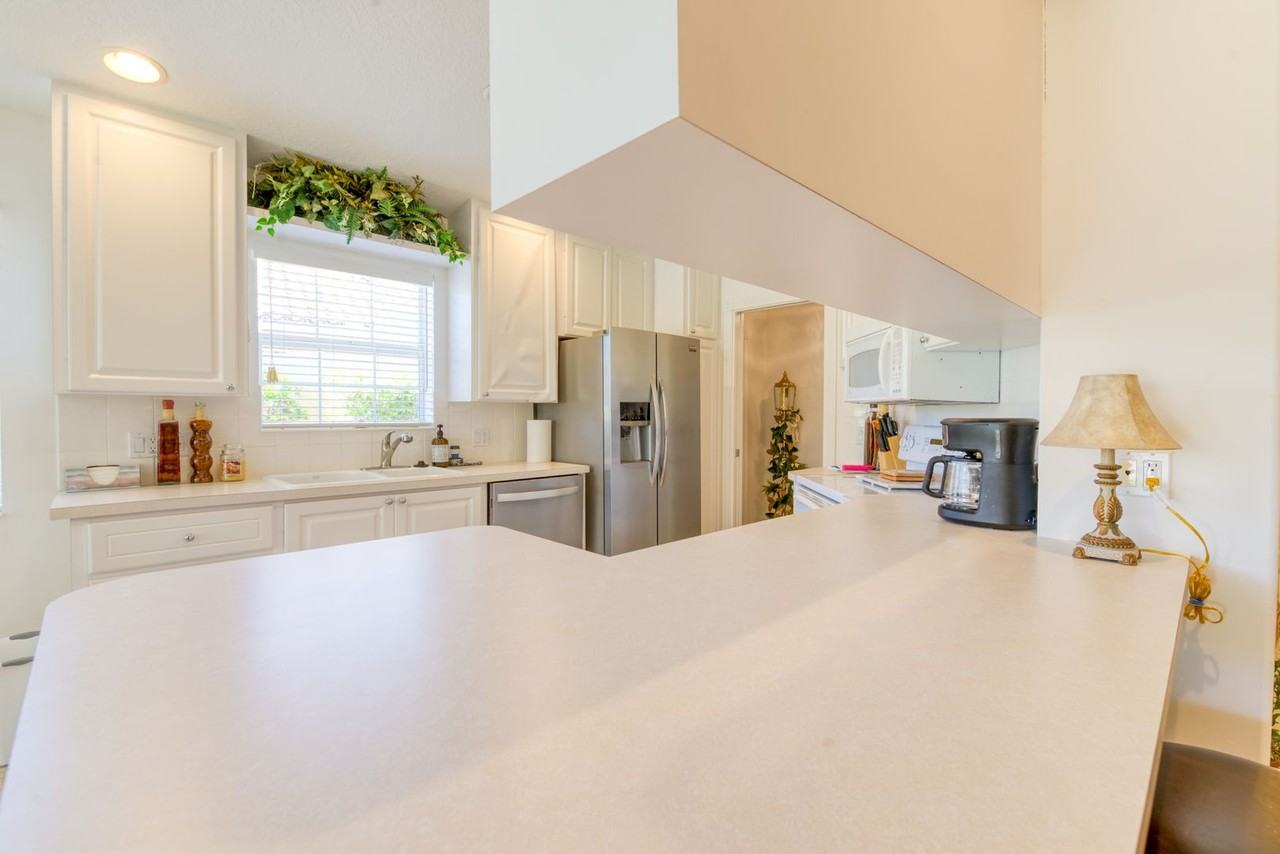 7390 Emilia Ln - Photo 6 of 8