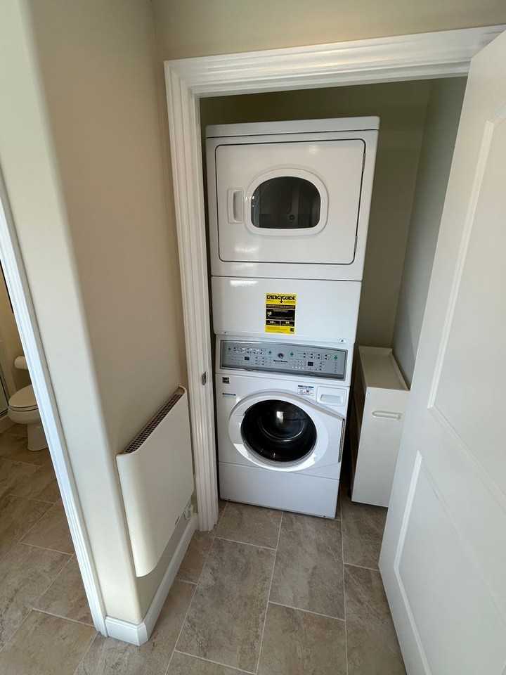 850 Morningside Dr - Photo 3 of 9