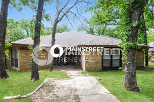 featured image of 4614 Branchview Dr