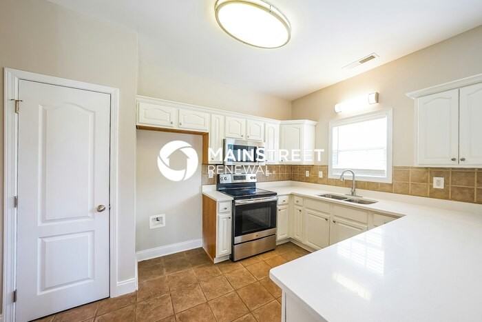 4497 Canterbury St - Photo 7 of 15