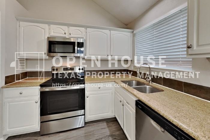 905 Freshwood Ct - Photo 6 of 23
