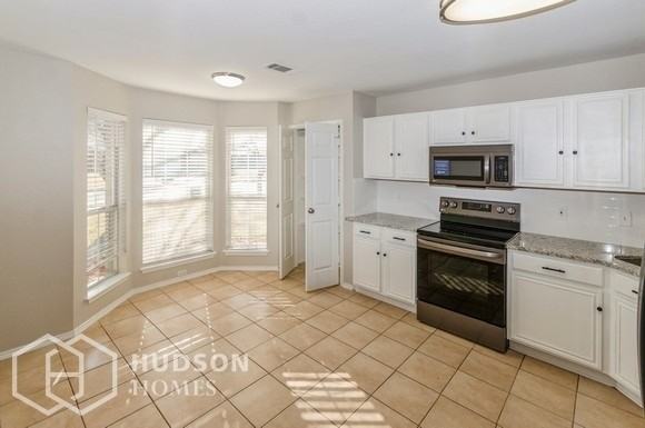 1413 Misty Meadow Dr - Photo 3 of 14