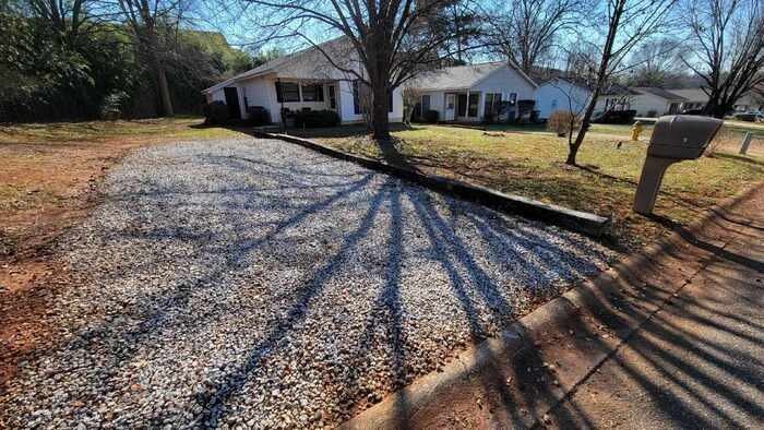 9 Cone Crest Ct - Photo 2 of 14