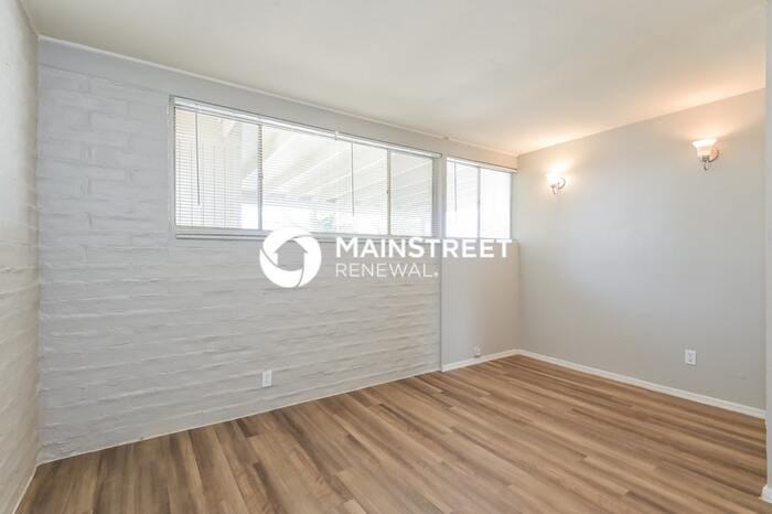 3764 E 27th Pl - Photo 7 of 16
