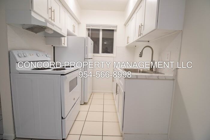 1727 Liberty St #5 - Photo 6 of 10