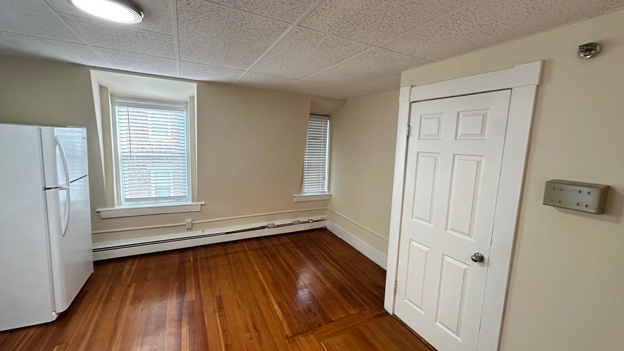 65 Main St #204 - Photo 4 of 7