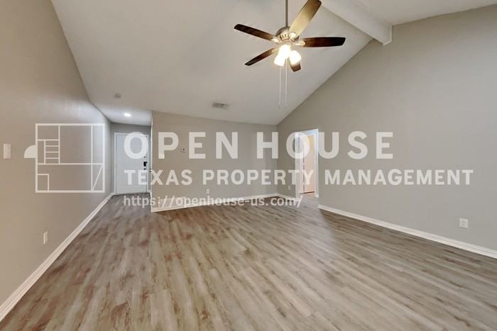 6102 Cool Springs Dr - Photo 6 of 20