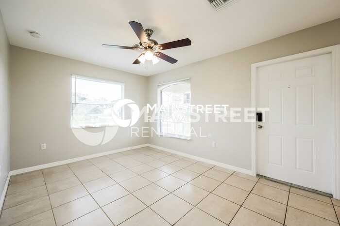 3113 71st St W - Photo 4 of 16