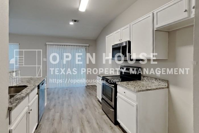 105 Independence Trl - Photo 7 of 20
