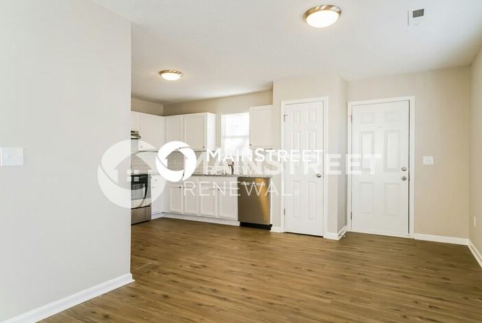 240 Mitchell Ave - Photo 5 of 15