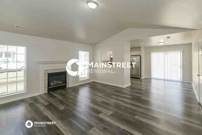 3310 Bell Glen Ct - Photo 4 of 16