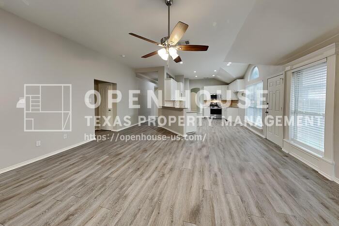 8705 Sunset Trace Dr - Photo 5 of 20