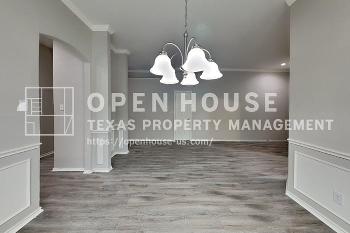 8705 Sunset Trace Dr - Photo 7 of 20