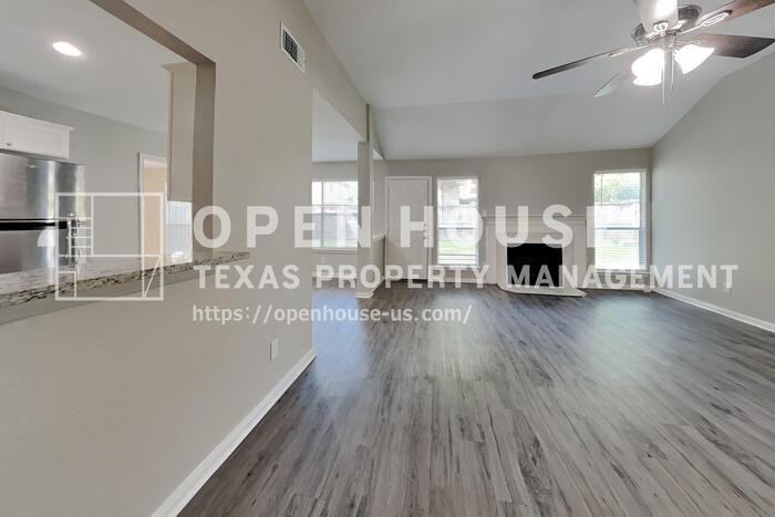 22819 Williamschase Dr - Photo 4 of 20