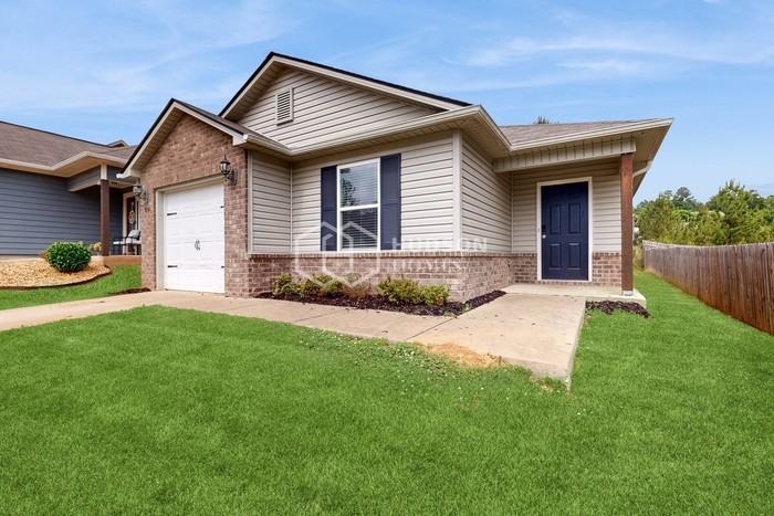 814 Kent Dr - Photo 2 of 31