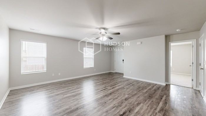 814 Kent Dr - Photo 5 of 31