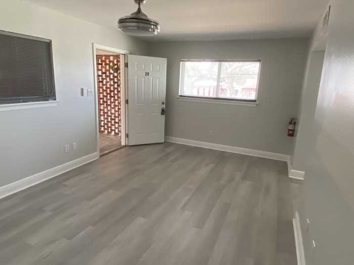 139 Mcdonnell Ave #20 - Photo 3 of 8