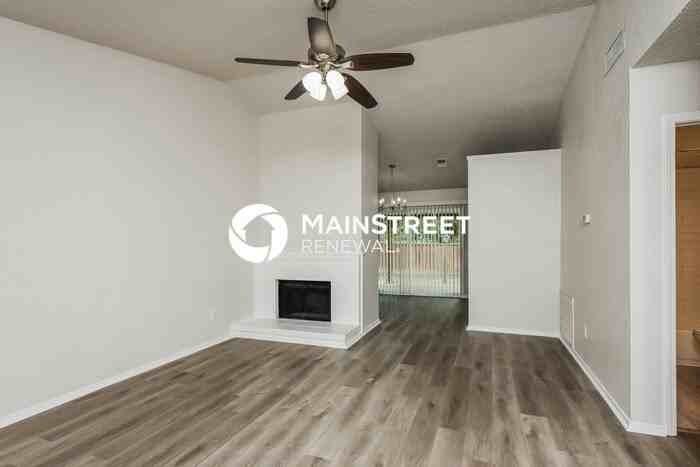 202 Mapleridge Dr - Photo 5 of 16