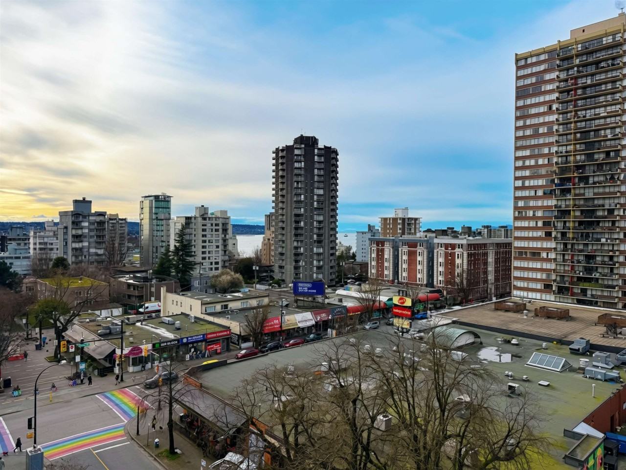 1150 Bute St - Photo 6 of 16