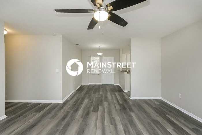 2012 Live Oak Dr - Photo 2 of 16