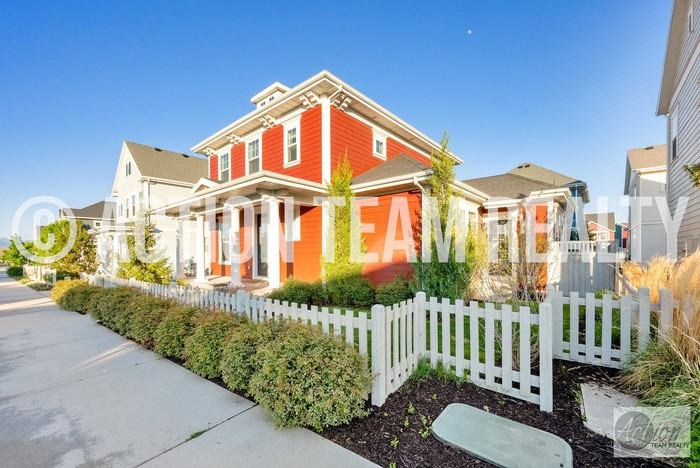 5171 W Dock St - Photo 2 of 33