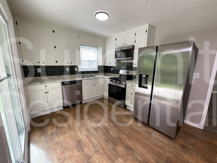 3018 Dale Ct #B - Photo 5 of 15