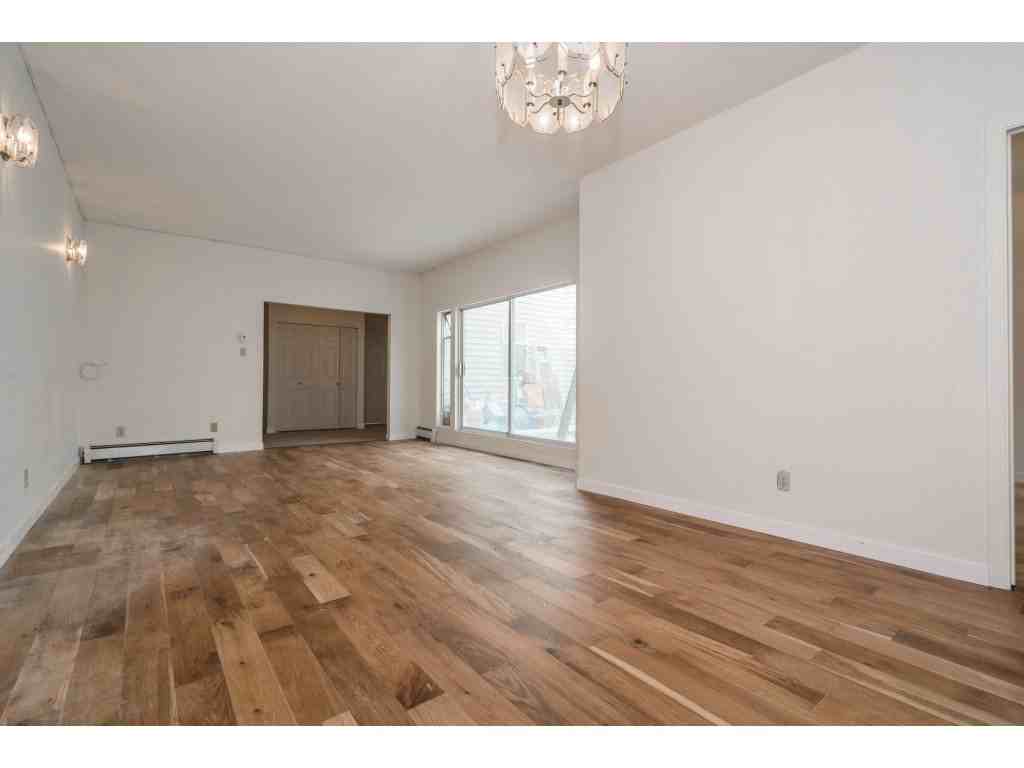 426 East Hastings Street - Photo 5 of 6