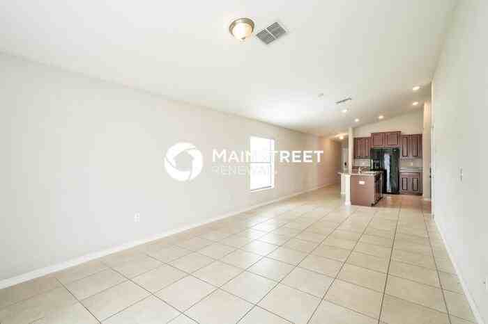 36095 Carriage Pine Ct - Photo 3 of 17