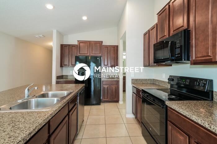 36095 Carriage Pine Ct - Photo 6 of 17