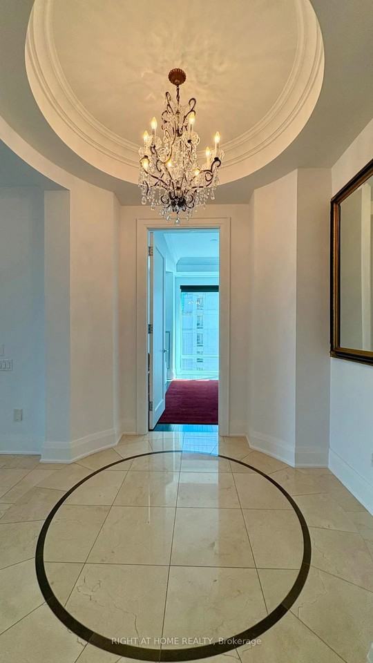 80 Yorkville Avenue - Photo 3 of 33