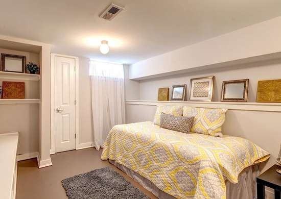 1471 Duthie Avenue - Photo 2 of 6