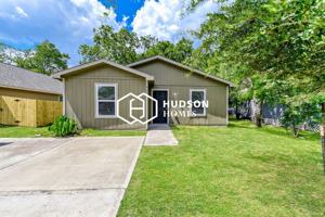 featured image of 423 Armstrong St
