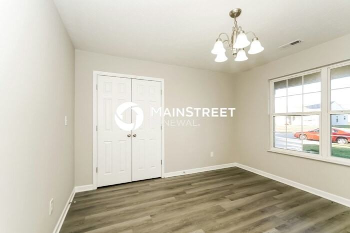 3403 Enclave Ln - Photo 4 of 15
