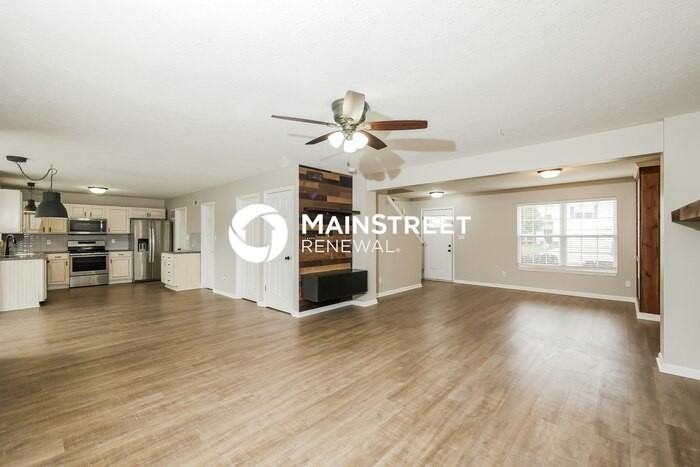 876 Tulip Ln - Photo 7 of 15