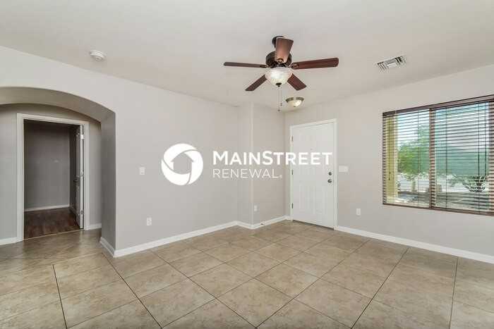 936 W Placita Canalito - Photo 2 of 15