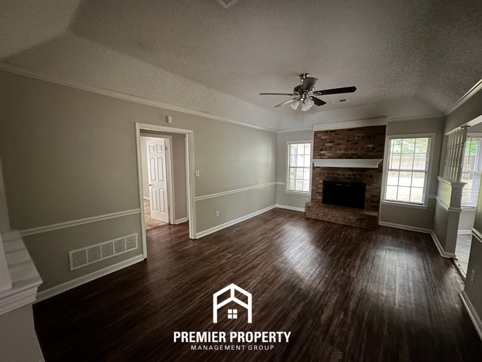 4821 Gadwall Dr W - Photo 3 of 19