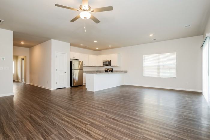 263 Clydesdale Cir - Photo 6 of 14