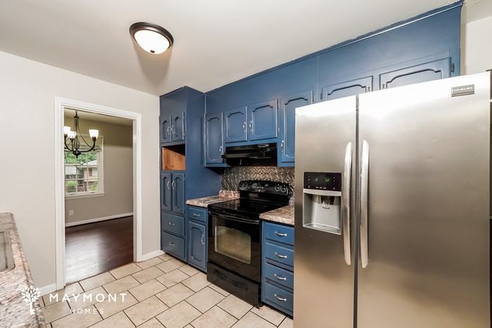 900 Glenvalley Dr - Photo 6 of 12