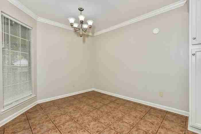 14805 Post Oaks Pl - Photo 5 of 12