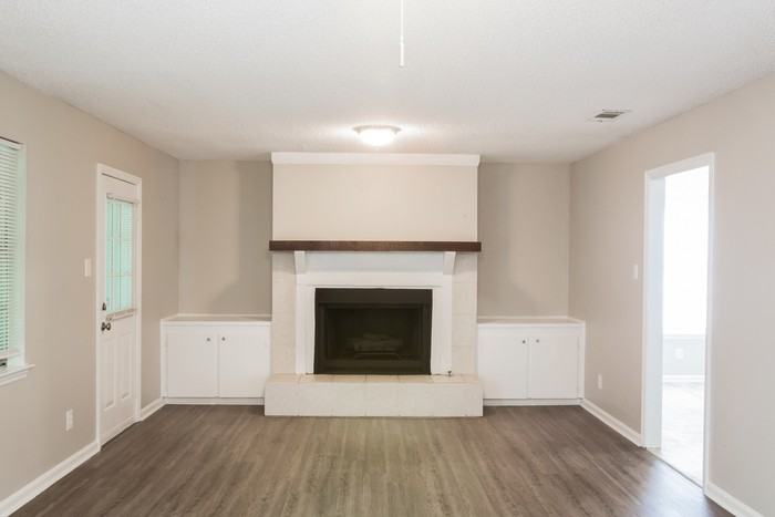 12710 Pleasant View Dr - Photo 4 of 16
