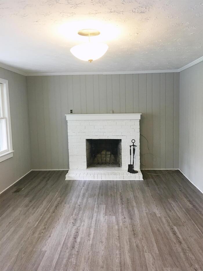209 Pine Valley Rd - Photo 2 of 10