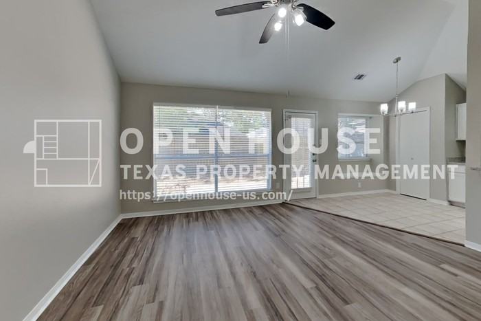 17423 Saxon Dr - Photo 6 of 20