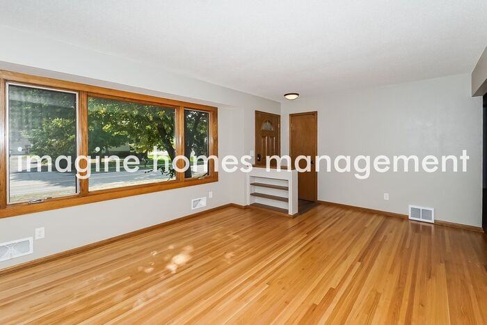 2264 Rice Creek Rd - Photo 3 of 17
