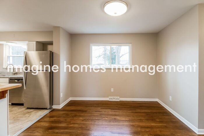 4471 Theodore Ave - Photo 5 of 20