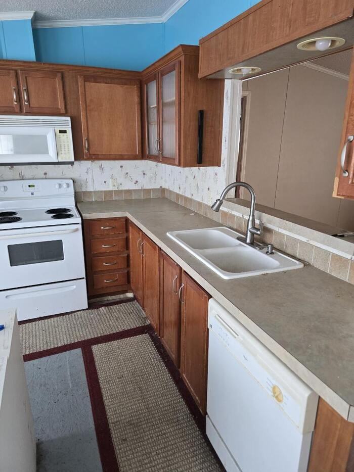 9511 Highway 5 N #65 - Photo 5 of 29