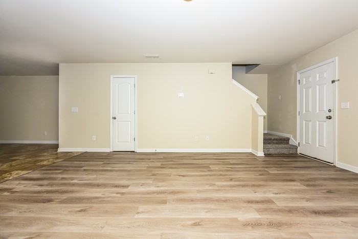 1305 Forsythia Way - Photo 6 of 17