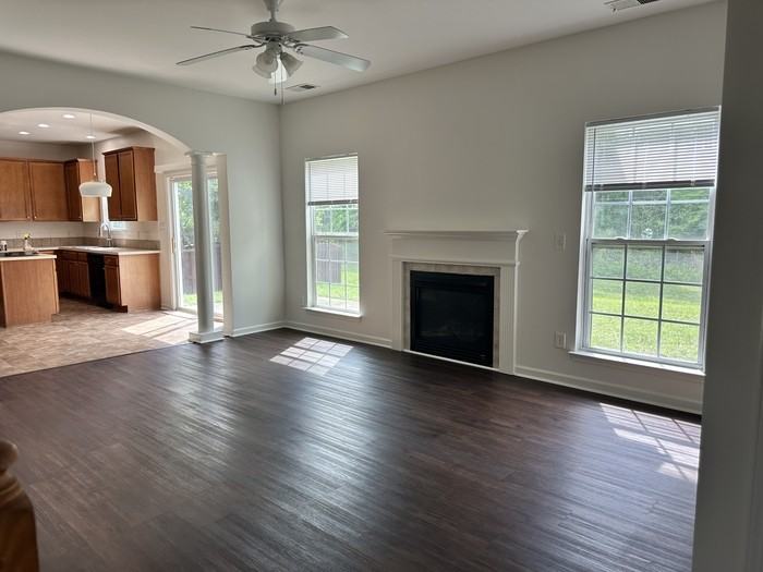 2802 Oakdale Pasture Dr - Photo 2 of 11