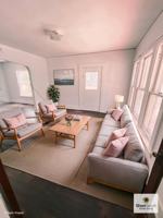 featured image of 82 E Grand Ave