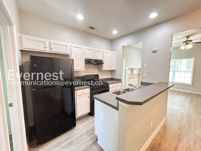 687 S Evelyn Pl Nw - Photo 6 of 23