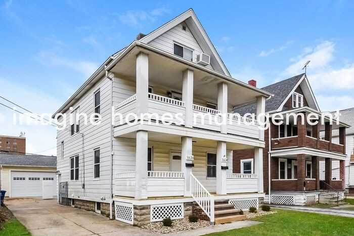 1634 Hopkins Ave - Photo 4 of 15